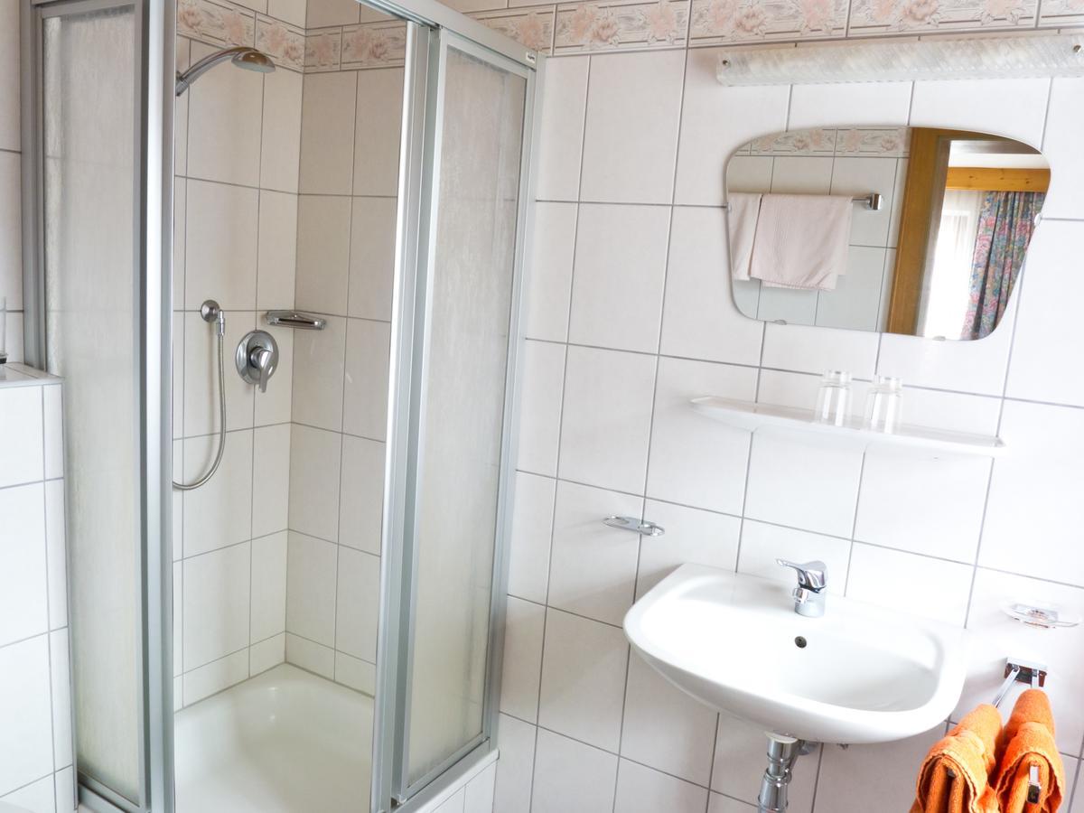 Haus Dorfplatz Guest house